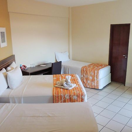 Tauá Hotel&Convention Caeté Esterno foto