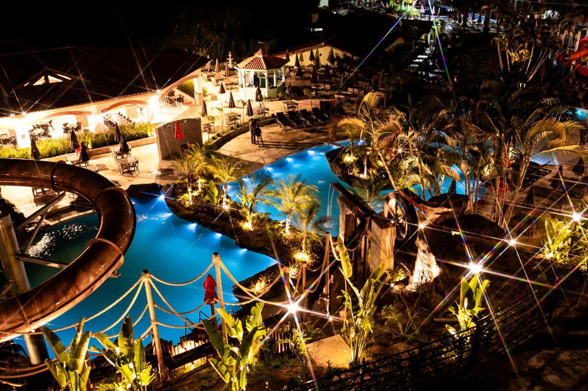 Tauá Hotel&Convention Caeté Esterno foto