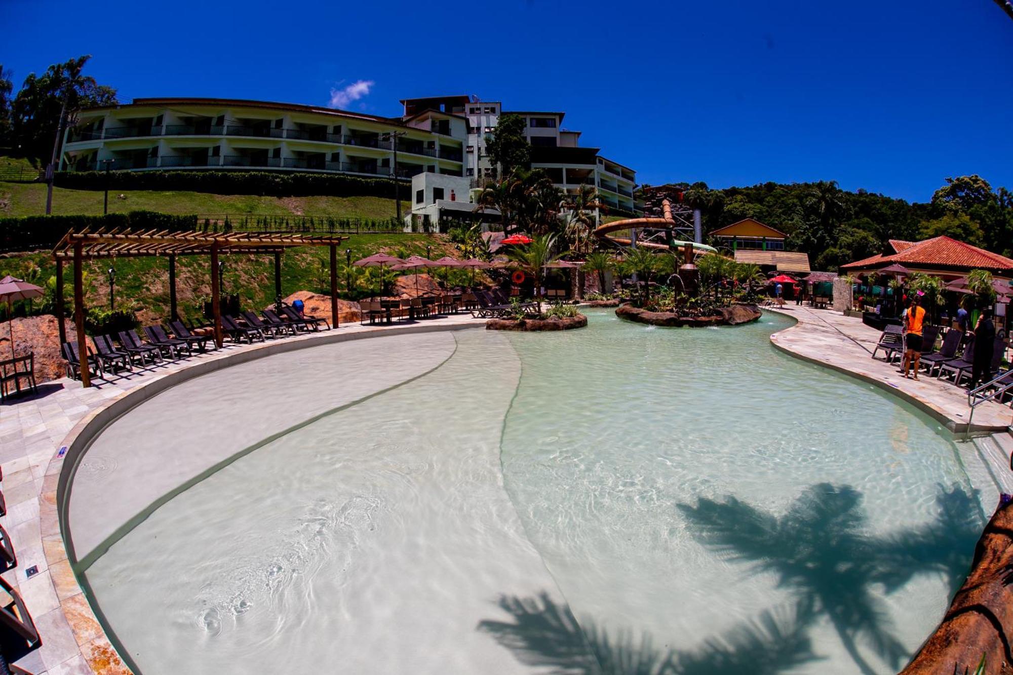 Tauá Hotel&Convention Caeté Esterno foto